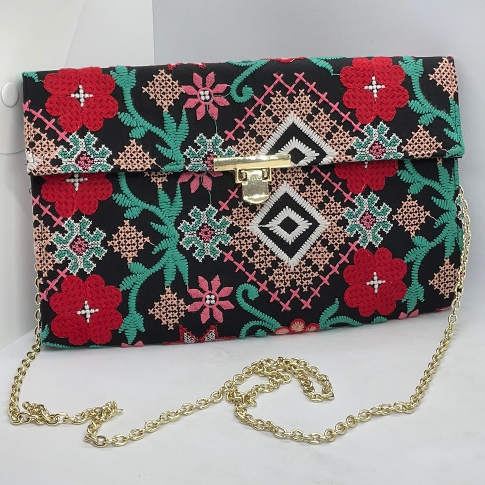 Meli Melo Needlepoint Envelope Purse